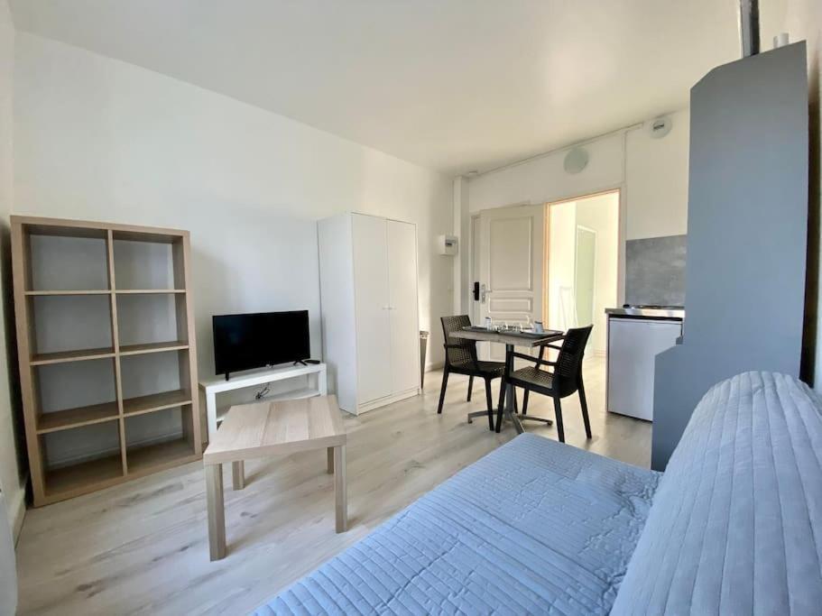 105 Studio Immeuble Perseverance Conflans-en-Jarnisy Экстерьер фото